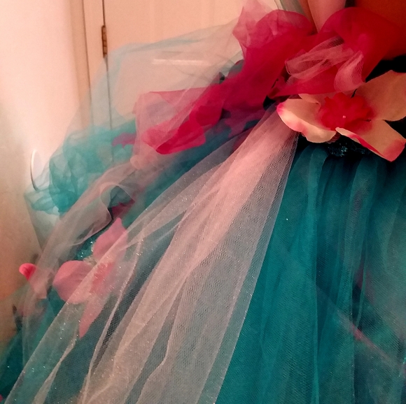 SAMPLE GOWN ONLY-MELISSA Turquoise Pink White Wedding Ballgown Set - Picture 10 of 16